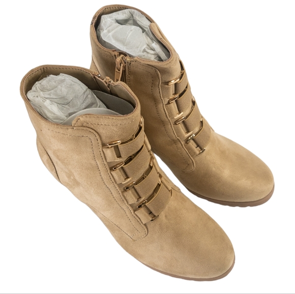 New York and Company Kai Booties Nude -11 - Picture 3 of 4